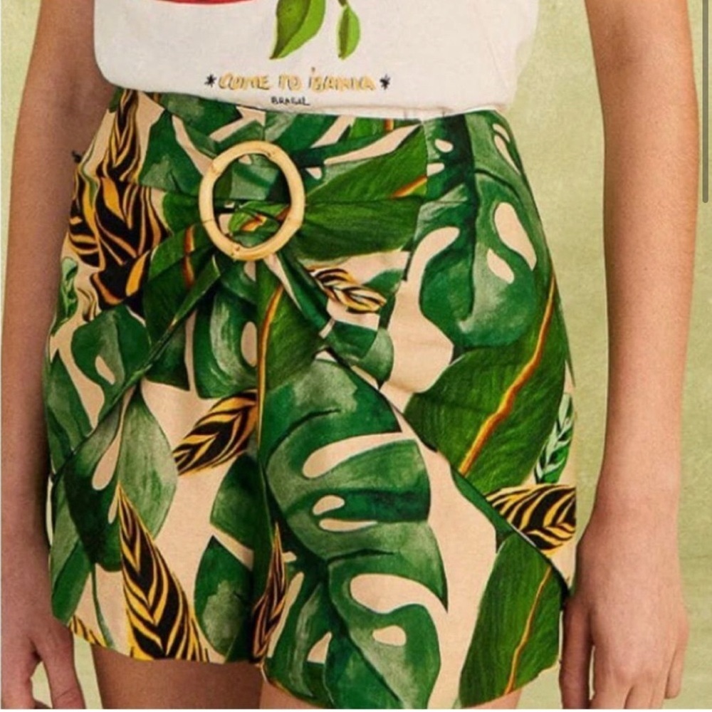 ISO FARM RIO Tropical Leaves Shorts Sz Small